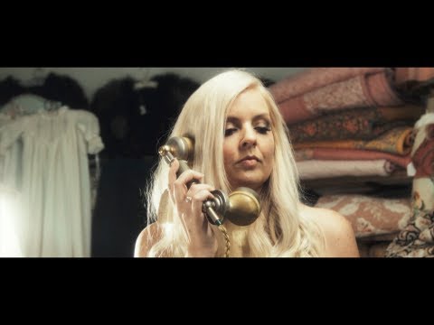 Martyna Wren - The Collector (Official Video)