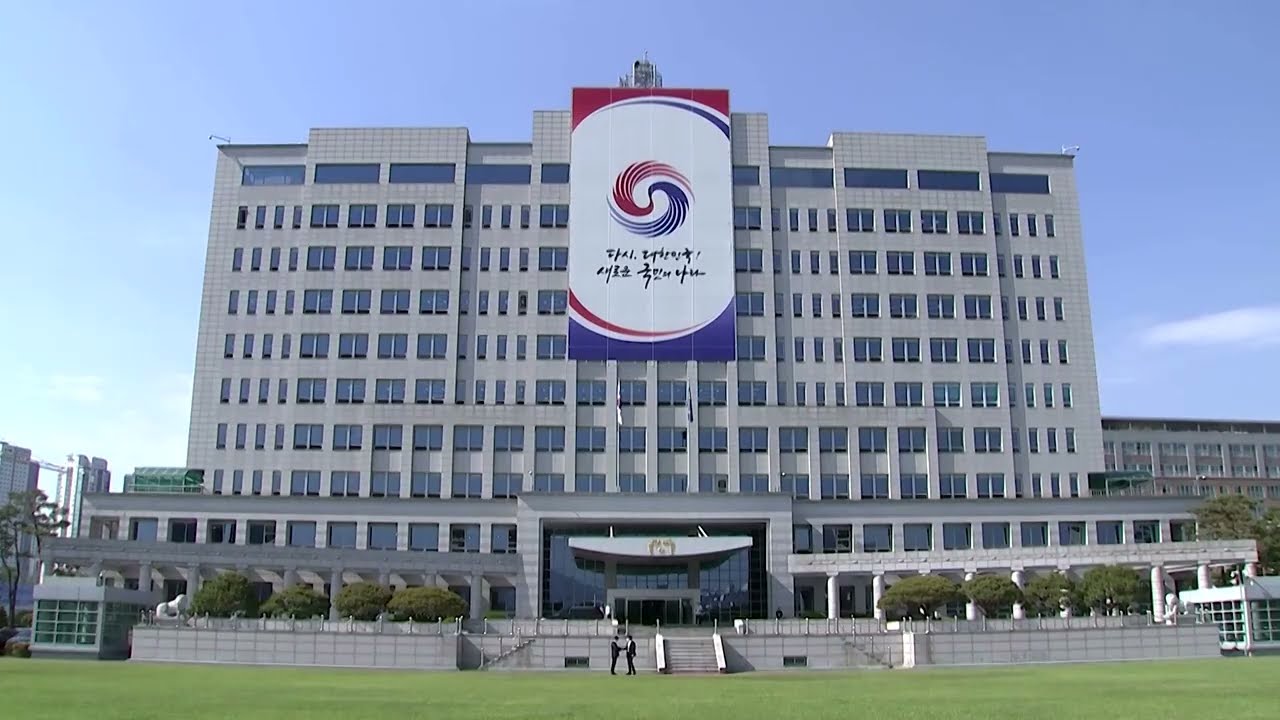 South Korea's President Yoon vows to 'fight to the end' | REUTERS