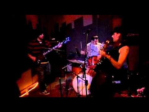 Taylor Bays and the Laser Rays - "Be Healthy" LIVE 12/15/12