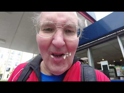 MongoTV_8987 - MIN GÅTUR - Del 4 - Cykler Til Postkiosk Efter LEGO-Boghandler-Tankstation PØLSE-LIDL