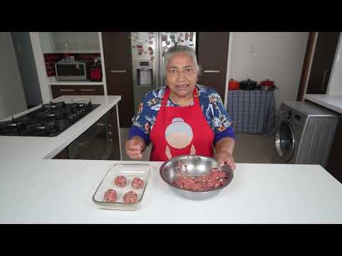 Making mini lamb mince kebab pies - another delicious recipe for cooking our mince kebabs