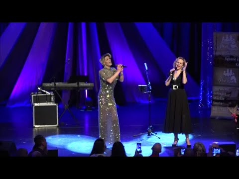 4 ples travesti Divoké kočky 2023 - Monika Absolonová a Helena Vondráčková Toužíš