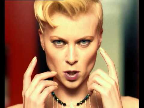 Bertine Zetlitz - Twisted Little Star