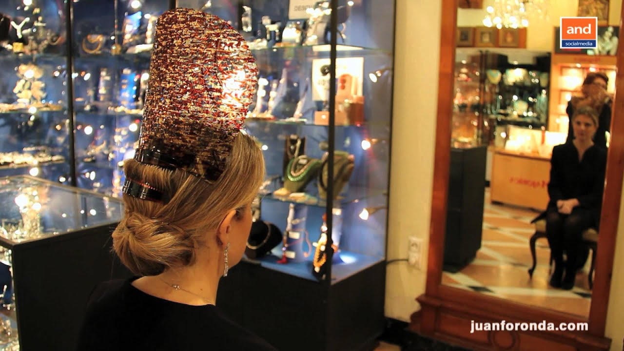 Watch Cómo poner correctamente una mantilla, Juan Foronda Now Cómo poner correctamente una mantilla, Juan Foronda