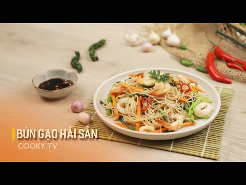 Bún Gạo Xào Hải Sản - Cách Làm Bún Gạo Xào Tơi Đều, Không Dính Chùm Đổi Gió Bữa Cơm Nhà | Cooky TV