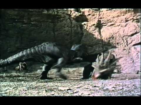 GWANGI  dinosaur fight with Motion blur. (THE ORIGINAL VIDEO.) Posted to YT.