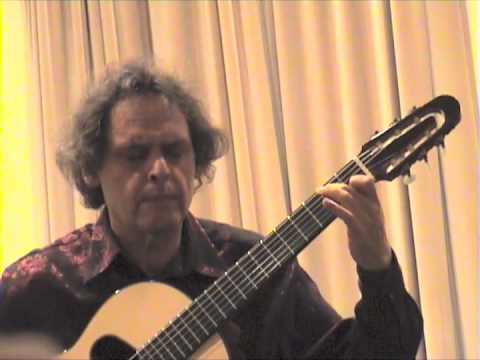 Roland Dyens interpretiert " Nuages " by Django Reinhardt