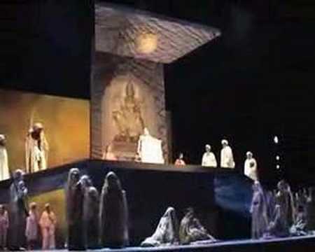 PETYA IVANOVA sings LAKME':Air des clochettes