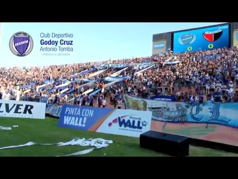 "Clip hinchada vs. Colón" Barra: La Banda del Expreso &bull; Club: Godoy Cruz