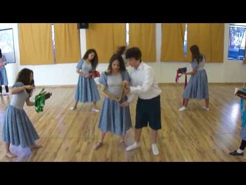 Sipur shel Tzvaim (A História das Cores)