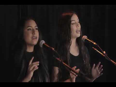 TUA GRAÇA ME BASTA SERLI RODRIGUES