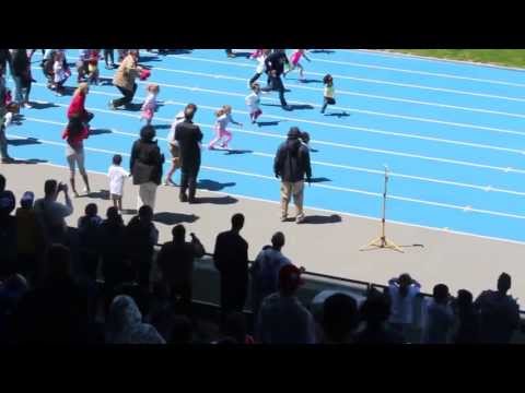 The Fastest 4 year old in the world Harmony Hendricks runs the 55M at NYRR Jamboree April 5th 2013