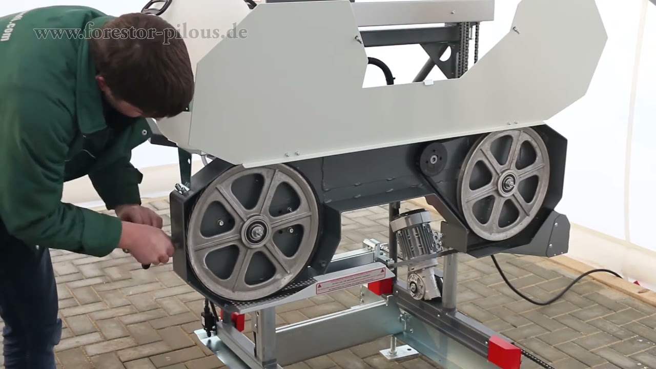 Pilous CTR 550 vízszintes szalagfűrész,  rönkhasító fűrész
