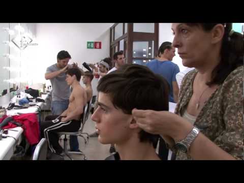 fashiontv | FTV.com - FRANKIE MORELLO BACKSTAGE MAN-S/S 2009