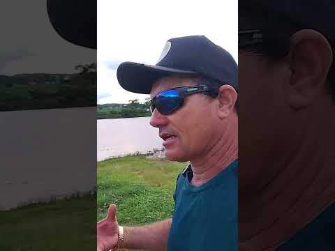 éu conversando e andando na beira do rio Araguaia Aragarças Goiás