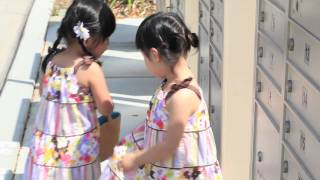 "Talking twin babies", 可愛的双胞胎,  TODDLERS, "you've got mail"
