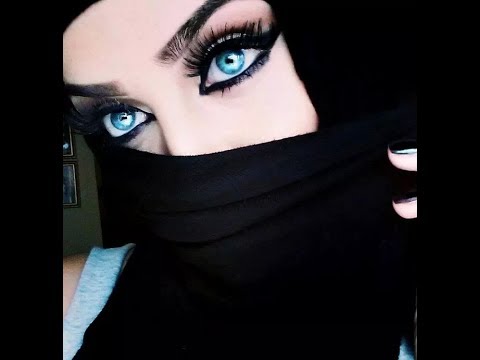 download lagu mp3 mp4 Black Satin Dancer Lyrics, download lagu Black Satin Dancer Lyrics gratis, unduh video klip Black Satin Dancer Lyrics