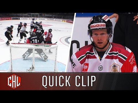 Topscorer Ryan Lasch opens the scoring!