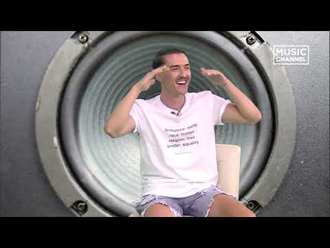 "Aș fi parșiv să zic că sunt sapiosexual." - @RengleEmil