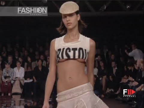 STELLA MCCARTNEY Full Show Spring Summer 2002 Paris by Fashion Channel