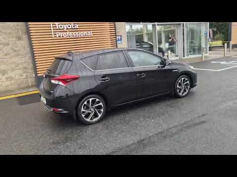 Toyota Auris 1.8 HYBRID SOL 5DR AUTO - Image 2