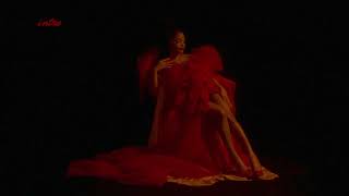 Halle - Intro (Audio)