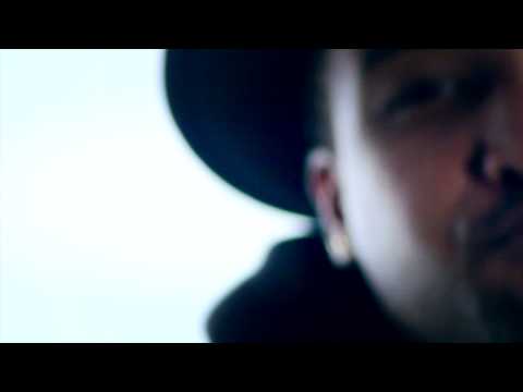 Futuristic Lingo ft. Ronnie James - _Into Ya Mind_ (OFFICIAL VIDEO)