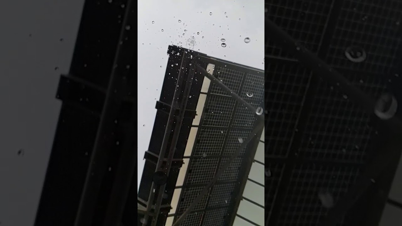 Raindrops keep falling on my head Raindrops keep falling on my head