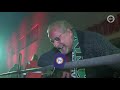 LIVE Feest bij het Goffertstadion! Spelersbus NEC komt aan! | Omroep Gelderland