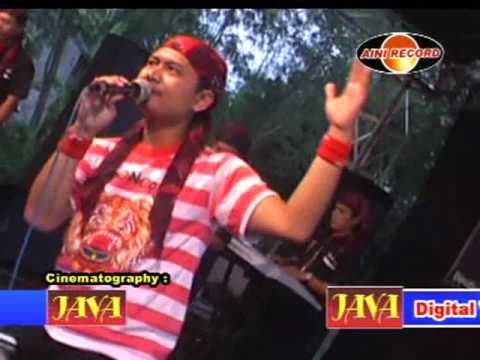 Eny Sagita & Budi - Tak Tunggu Balimu  | Dangdut (Official Music Video)