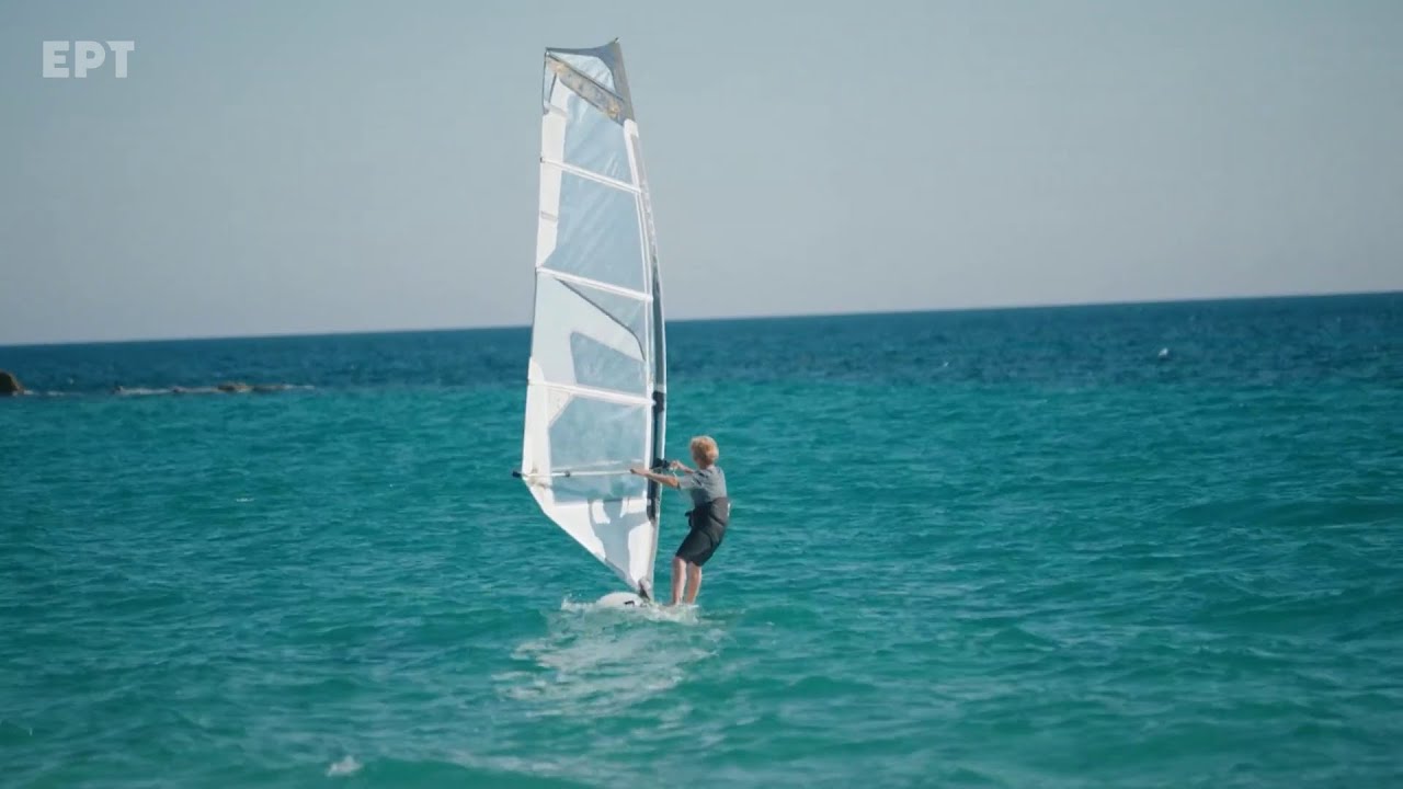 Η 86χρονη Κεφαλονίτισσα που κάνει σερφ