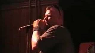 Groovie Ghoulies and Dally sing Jetpack