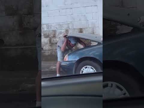 🚨 #JALAPA | ¡VECINOS RETIENEN A PRESUNTOS ROBACARROS ANTE LA FALTA DE SEGURIDAD! ⚠️