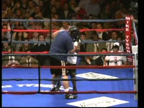 Mike Tyson vs Corey Sanders