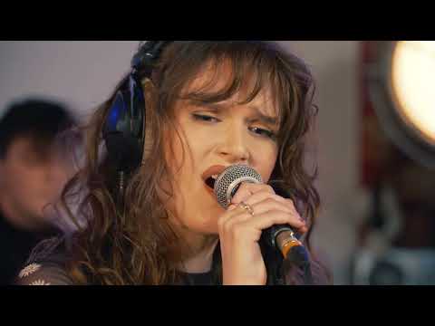 K-Essence - This mess we're in (PJ HArvey cover)