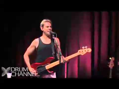 Alex Gonzalez y the Police  tributo a Stewart Copeland