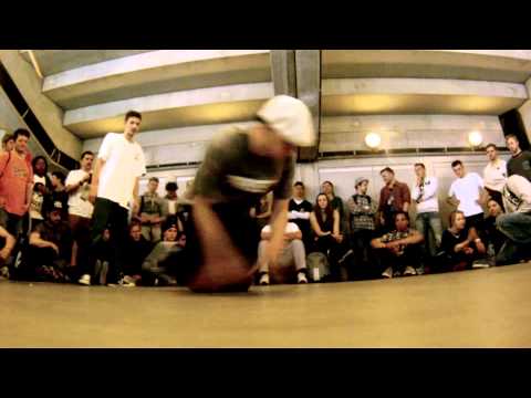 KIDO vs SAPA | UNBREAKABLE 2015 | SEMI FINAL | FOOTWORK 1v1