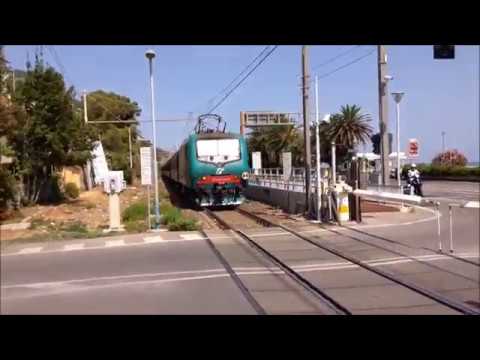 TRENI TRAINS AT BORGIO VEREZZI LIGURIA