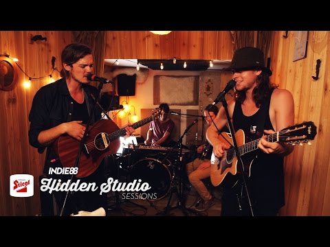 Thumbnail for Half Moon Run - "Full Circle" & "I Can't Figure Out What's Going On" (Stiegl Hidden Studio Sessions) by Half Moon Run
