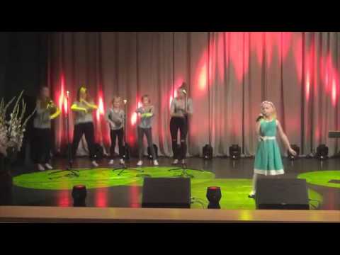 Katri Kade 7 aastane Una Paloma Blanca