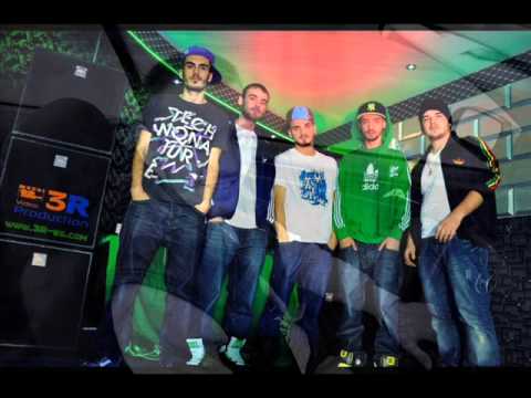 No one ft Doul K   This is La Familia