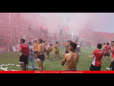 "Banderazo: el plantel recibió el apoyo de miles de hinchas | Club A. San Martín" Barra: La Banda del Camion &bull; Club: San Martín de Tucumán