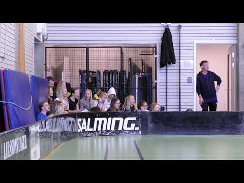 Häljarps SK vinner läktarmatcherna. Lätt!