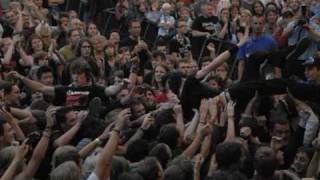 Frank stagedive