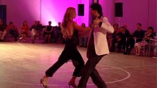 Video thumbnail for Eugenia Parrilla y Ezequiel Farfaro 2007, vals