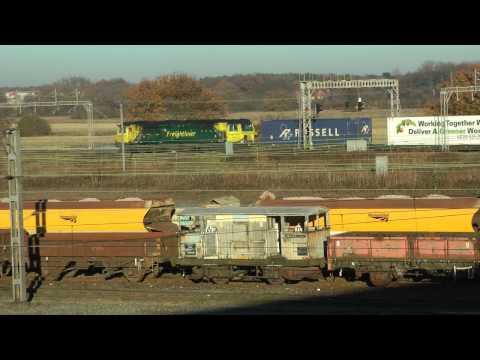 70004,nb Daventry Coatbridge Russell containers on slowline,Bas Hall,29,11,16