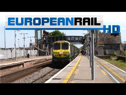Iarnród Éireann Irish Rail 201 loco 229 + Mark 4 Set 4005 calls at Portlaoise Station