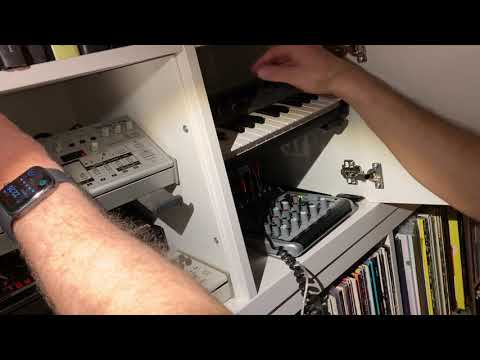 Roland Boutique TR09, TR08, TB03, SH01A live jam