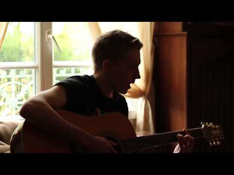 HDM 03 - Britney Spears - Womanizer (Kid Cover)