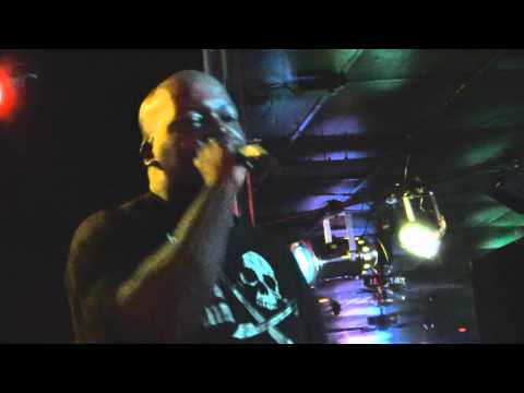 Tweezy - Live at Crossroads - July 7th 2010